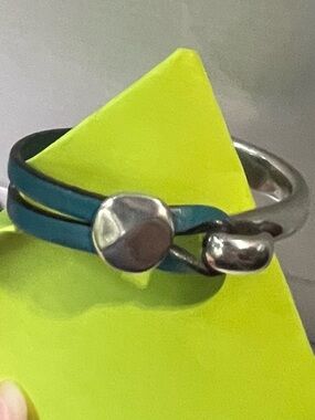 Teal wrap cuff leather and hammered  silver bracelet. 6.5"